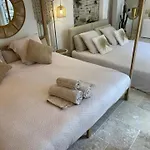Buddha Bed & Breakfast Thoiry (Yvelines)