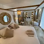 Bed & Breakfast Buddha 4*