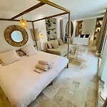 Bed & Breakfast Buddha 4*