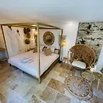 Buddha Bed & Breakfast 4*