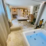 Bed & Breakfast Buddha Thoiry (Yvelines)