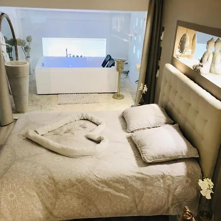 Buddha Bed & Breakfast Thoiry (Yvelines)