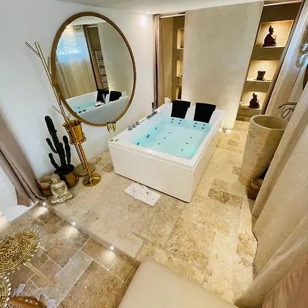 Buddha فندق مبيت وإفطار 4*