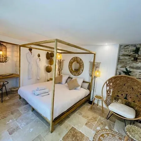 Buddha Oda ve Kahvaltı 4*