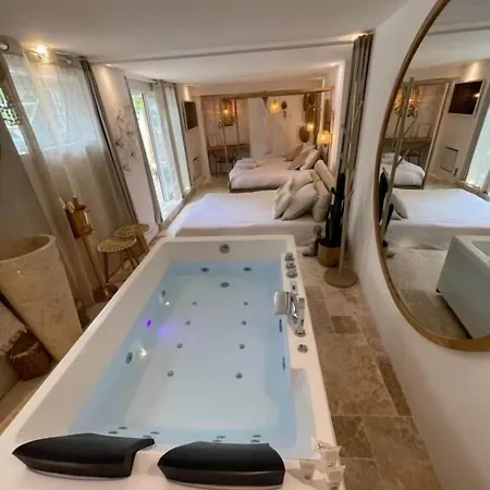 Buddha فندق مبيت وإفطار تواريه