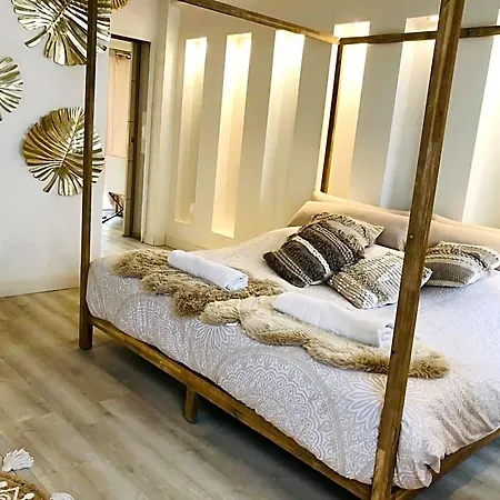 Bed & Breakfast Buddha Thoiry (Yvelines)