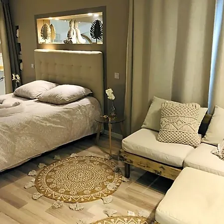 Buddha Bed & Breakfast Thoiry (Yvelines)